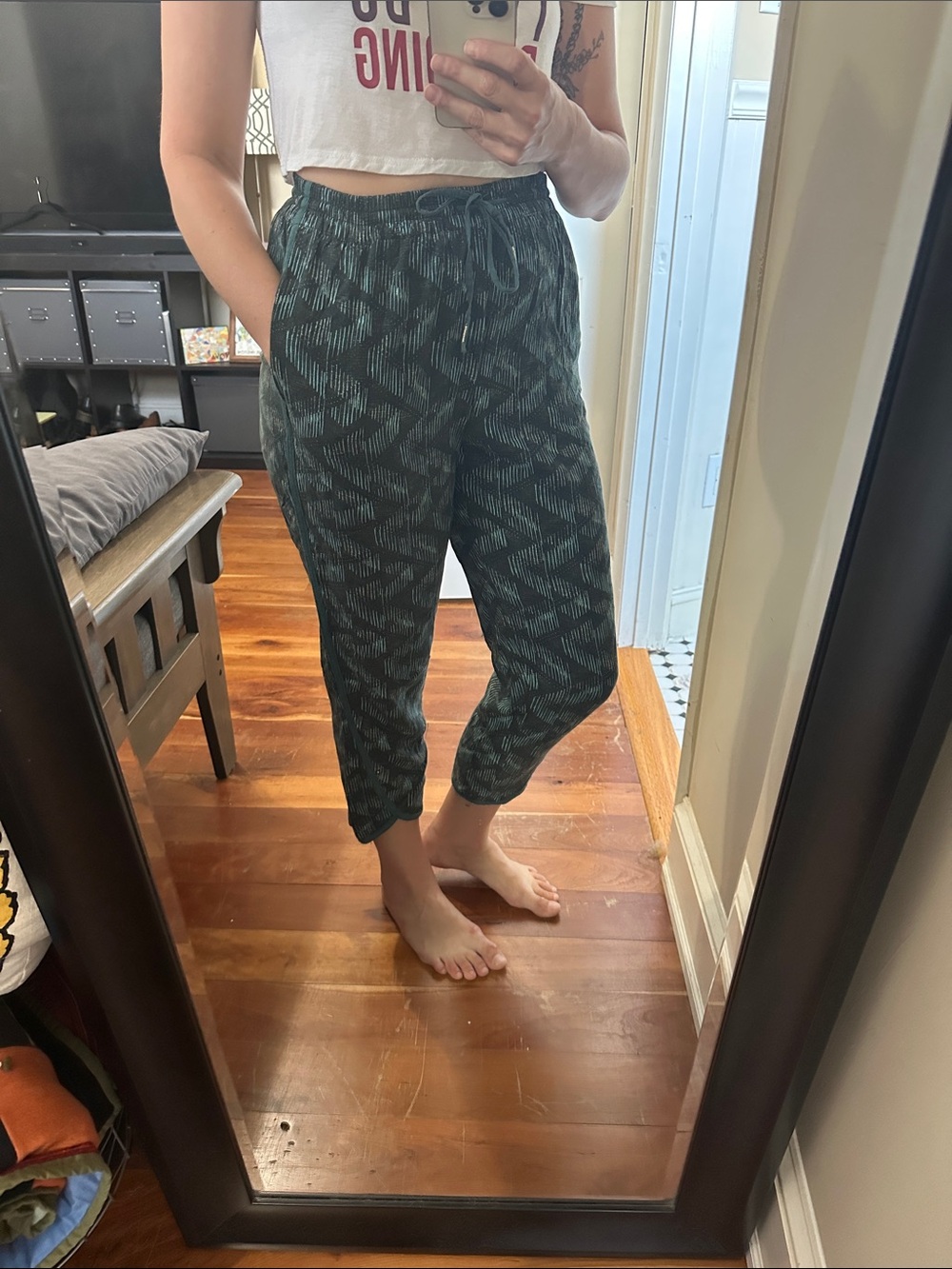 Women's Teal Patterned Cropped Athletic Pants